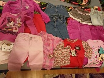 Oblečení pro holčičku 2 - 4 roky