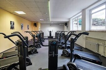 Běhací mechanický pás H.E.A.T. typu MAXXERRUNNER