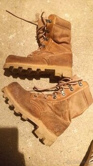 Vojenské boty