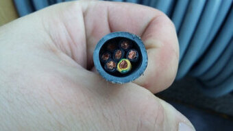 Nový kabel Cabloswiss 7G4.0 mm2 / 7x12AWG
