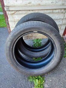 Letní pneu 215/55 R17