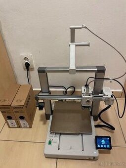 3D tiskárna Bambulab A1 + 2 Kg PLA  Prusament za 1300 Kč