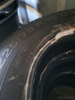 Prodej letních pneumatik 225/75 r16c