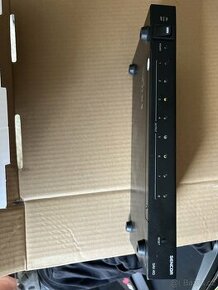 HDMI splitter SENCOR SAV410