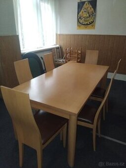 Kuchyňský stůl +6 židlí