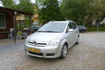 Toyota Corola Verso 1.8i 16v automat 7 míst