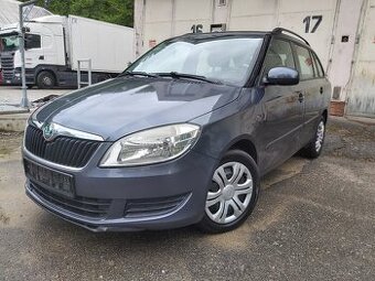 Škoda Fabia combi 1.4 16v 86ps,Facelift Tažné,,Serviska