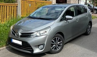 Toyota Verso 1.8 benzin r.v. 05/2013