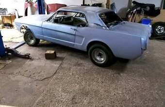 Prodám Ford mustang 1966 3.3L, 3st aut. ve stádiu renovace - 1