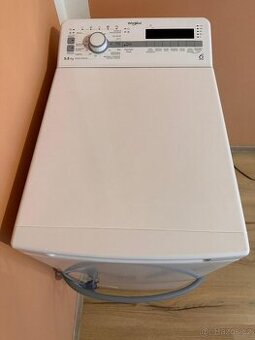 A++ moderní 5,5kg pračka Whirlpool displej DOPRAVA