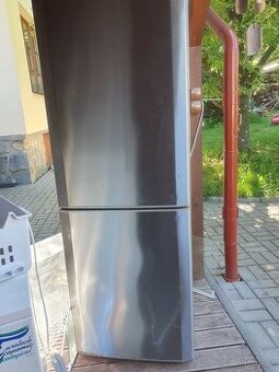 Prodám lednici Beko