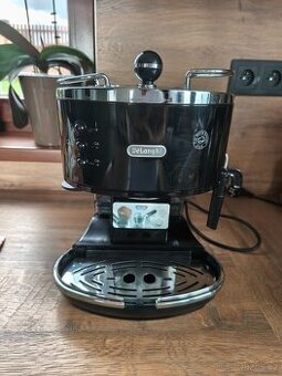 Kávovar DeLonghi ECO311.BK