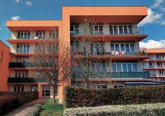 Pronájem bytu 1+kk 31 m2, Radouňova, Praha 5 - Stodůlky