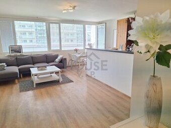 Pronájem bytu 4+kk s 3 lodžiemi, Praha 10, Vršovice, Kazašsk