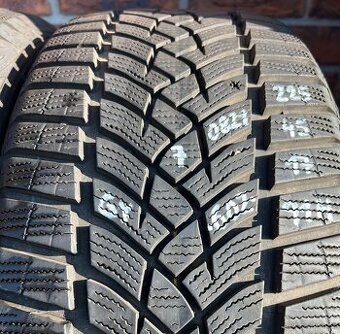 225/45 R17 91H zimní pneumatiky GoodYear (0821)