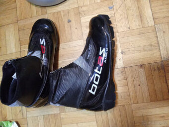 boty na běžky botas classic, vel. 43 SNS Pilot