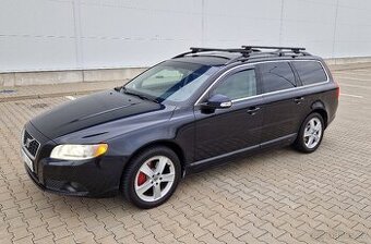 Volvo V70 2.4