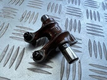 Sací vahadlo Piaggio 125-300ccm