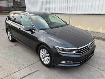 Volkswagen Passat 2.0 TDI 110kw BLUEMOTION ACC