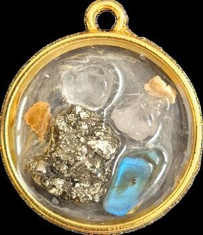 Orgonitový šperk (křišťál, ametyst, růženín, smaragd,..)