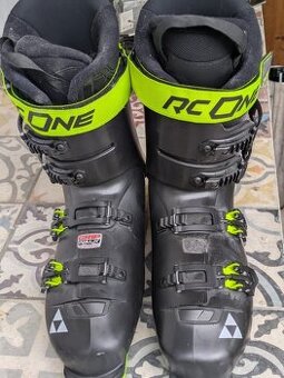 Prodám nové pánské lyžařské boty zn. Fischer RC ONE, vel. 46
