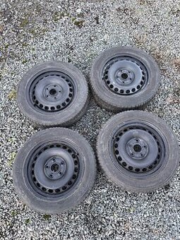 Zimní pneu r15 plechové disky 5x112