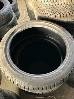 Sada zimní PIRELLI SOTTOZERO 3 245/40 R18
