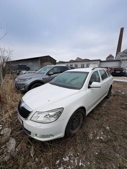 ŠKODA OCTAVIA II FACELIFT 1.6 TDi DÍLY