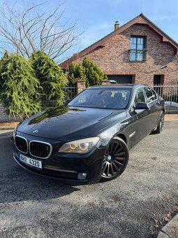 BMW 730D LONG 170kW – max. výbava, po servisu