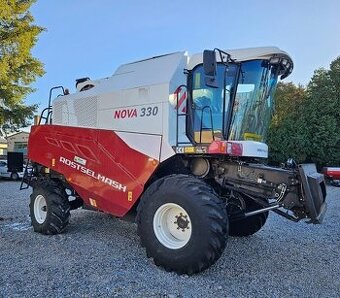 Sklízecí mlátička ROSTSELMASH NOVA 330 + PowerStream 500