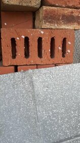 Cihly licovky z Jirčan