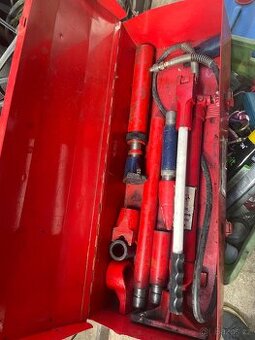 Hydraulická rozpínací souprava