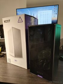 PC skříň NZXT H1 (mini ITX), zdroj, vodní chlazeni