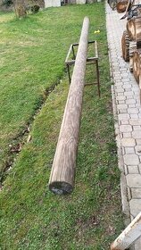 dřevěný sloup - 1