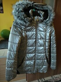 Dívčí zimní bunda 158