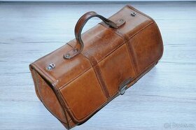 dámská kožená kabelka - kufřík