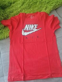 Triko Nike