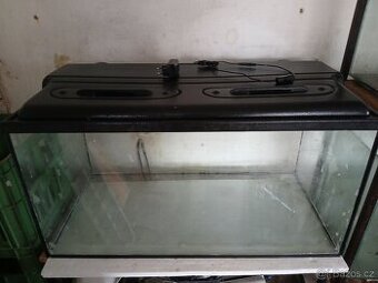 Prodám akvárium 80x40x50v 160L