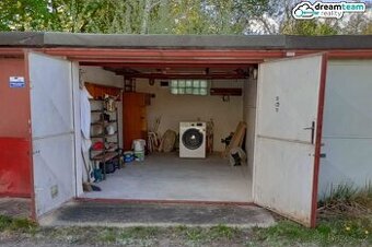 Domov pro vašeho čtyřkolového miláčka. Zděná garáž 18 m2 Hra