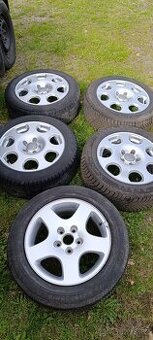 Prodám originální alu kola z Audi A6 C5. Alu R16 5x112 s pne