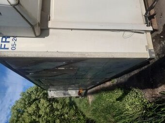 Stavebni bouda, skřín