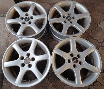OZ Racing Saturn  8J R17 et37  5x114,3