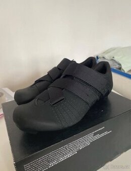 Cyklistické tretry fi’zi:k tempo powerstrap r5