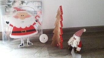 Vánoce, vánoční dekorace, svícení Santa, stromeček