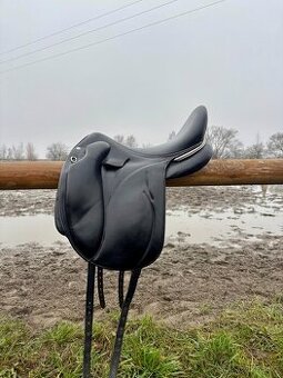 Drezurní sedlo Devoucoux Makila Lab