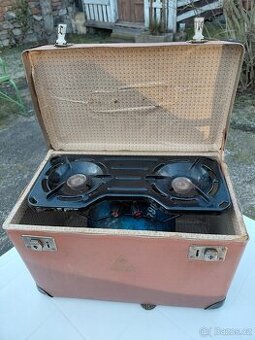 Dvouhořákovÿ vařič propan-butan