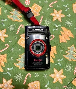 Olympus TG-2 12MPx/FullHD/GPS/kompas/výškoměr/teploměr