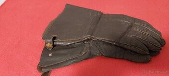 Rukavice na veterána.