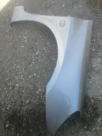 Peugeot 307 sw . hlava motoru 1.6i,el sklopna zrcatka,kapota