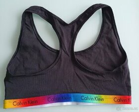 Dívčí sportovní podprsenka ( lambada)